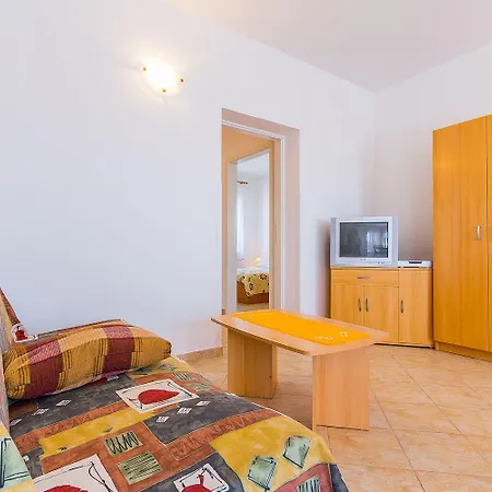 Apartment Bura