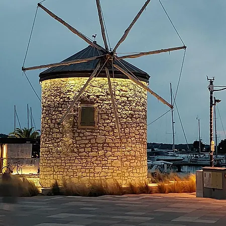 Διαμέρισμα Bura